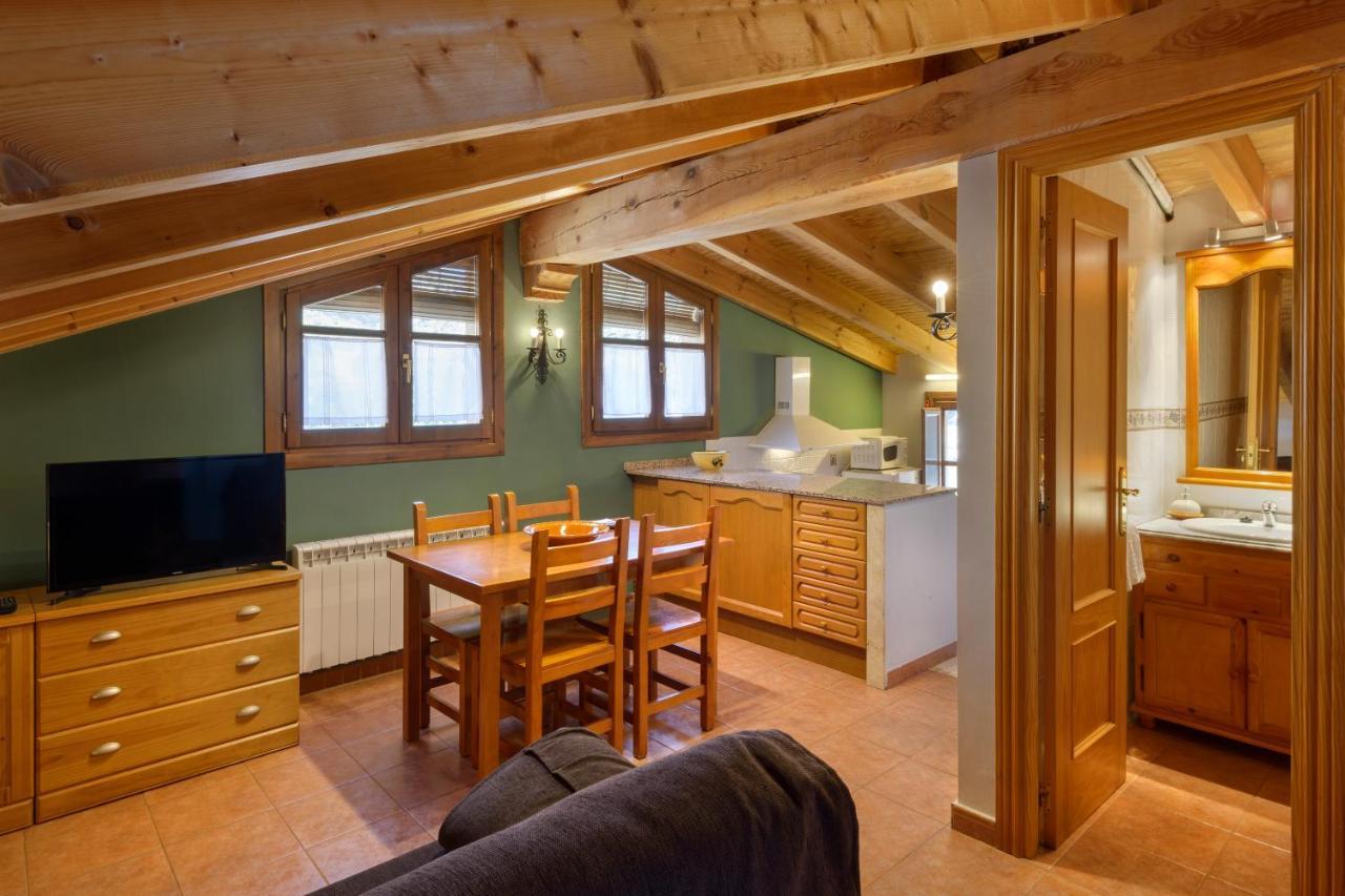 Apartamentos Casa Aurelia Alquezar Bagian luar foto